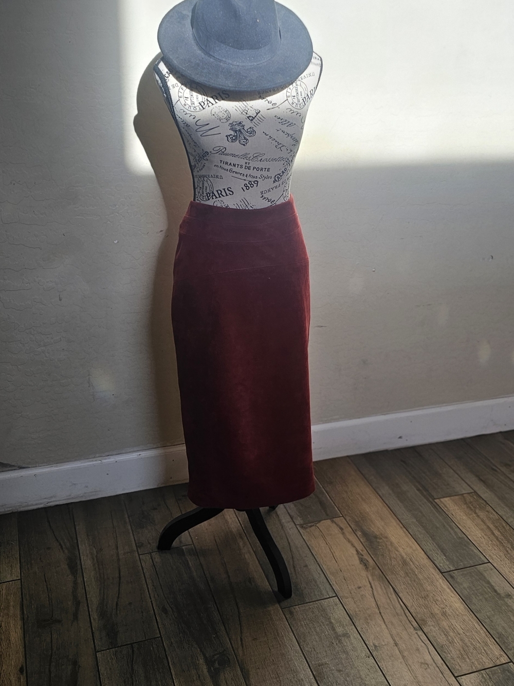 Marc By Marc Jacobs Deep Burgundy Velvet Pencil Skirt Large